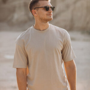 cream tshirt
